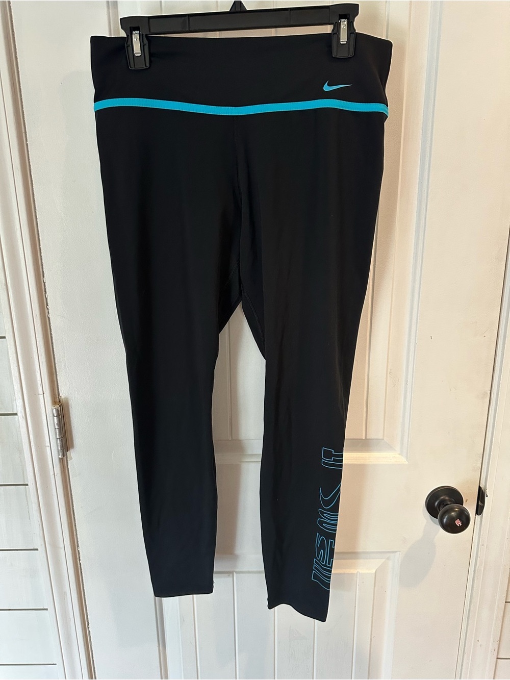 Nike Black Leggings “the one” mid rise